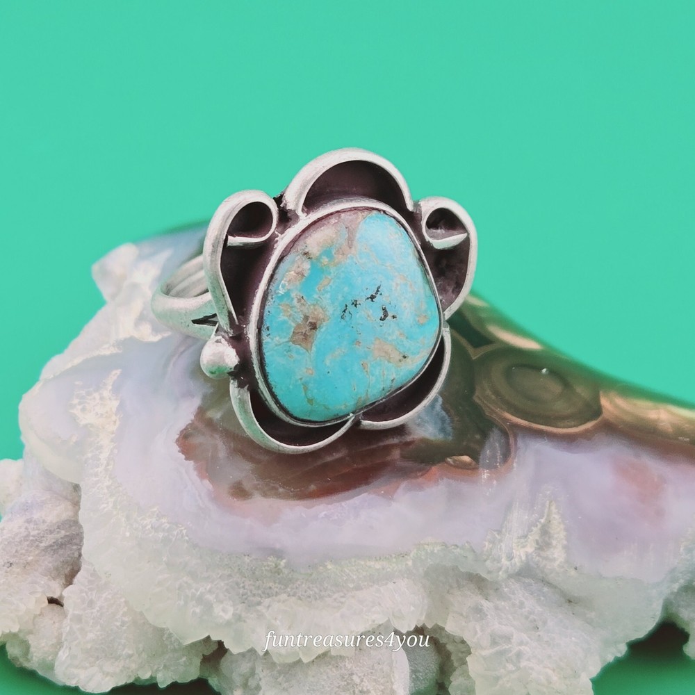 Old Pawn Navajo Turquoise Ring  Size 6