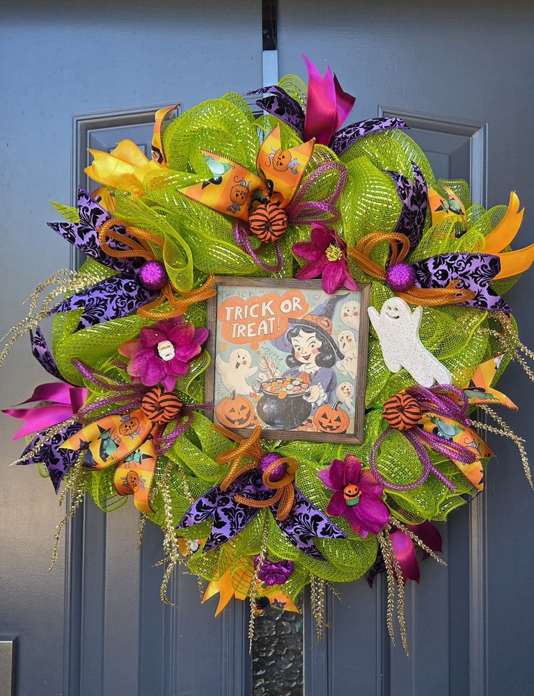 Vintage Halloween Wreath