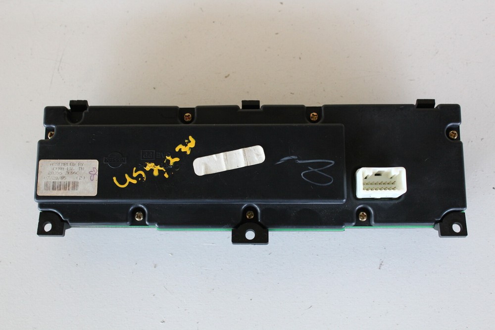 06 Nissan Maxima Audio Control Panel