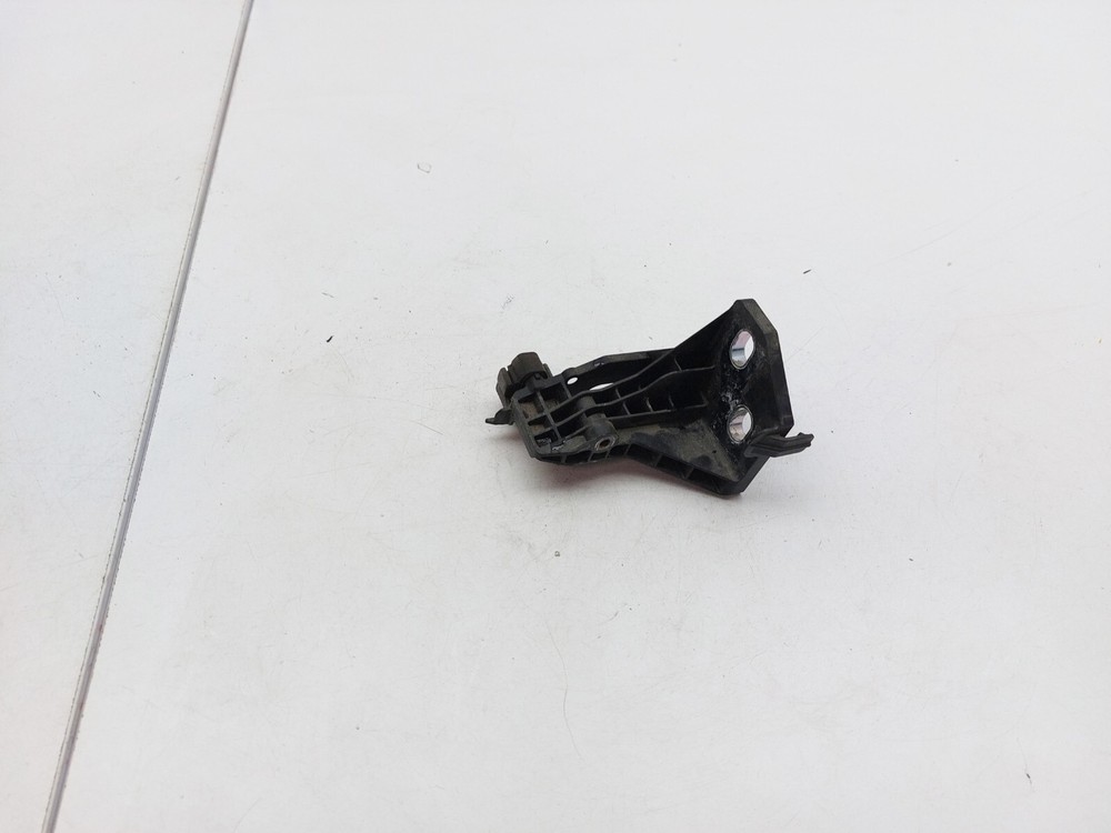 MERCEDES BENZ C CLASS W205 FRONT SLAM PANEL BRACKET LEFT PASSENGER SIDE 2018