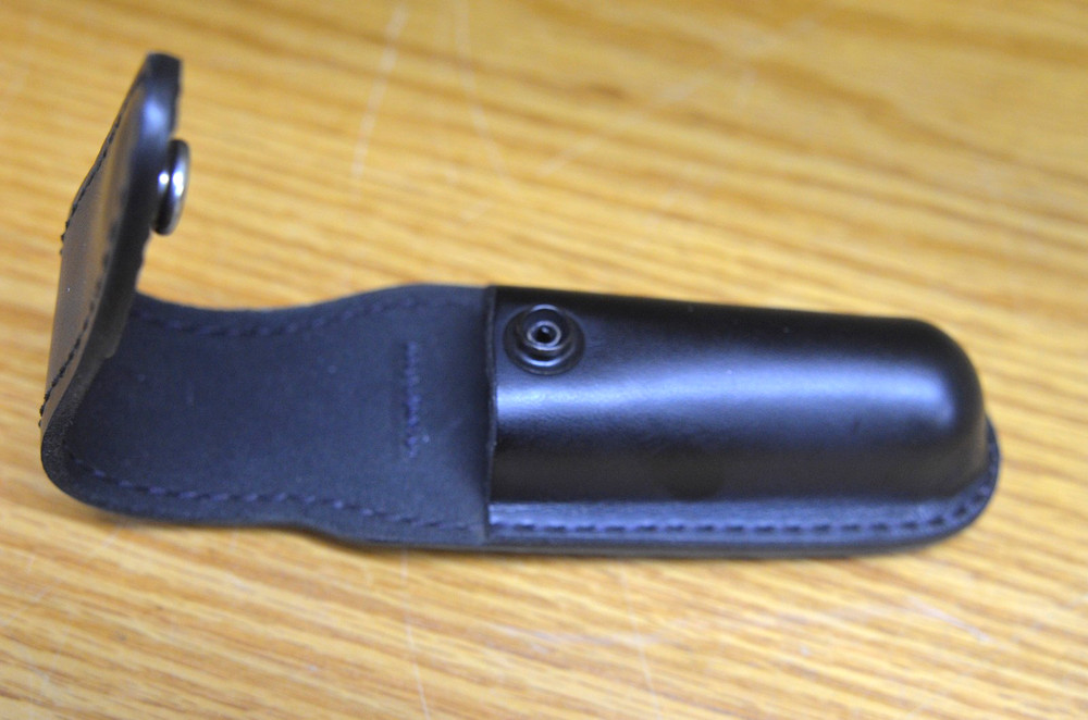 Gould Goodrich SPD K- Mace or Flashlight Holder (6-E)