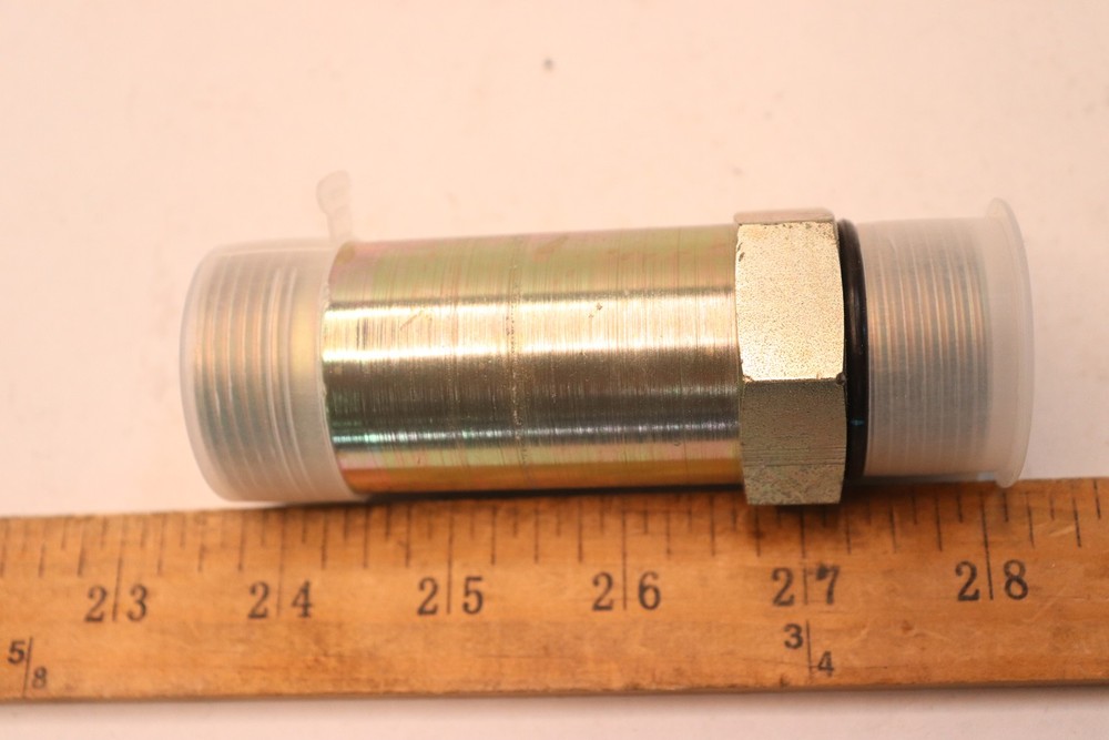 John Deere Adapter Fitting 61H1216