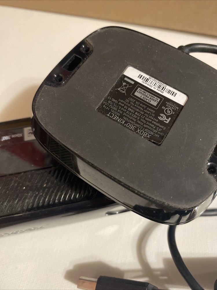 Official Microsoft Xbox 360 Kinect Motion Sensor Bar! ~ Works Great! Fast Ship!