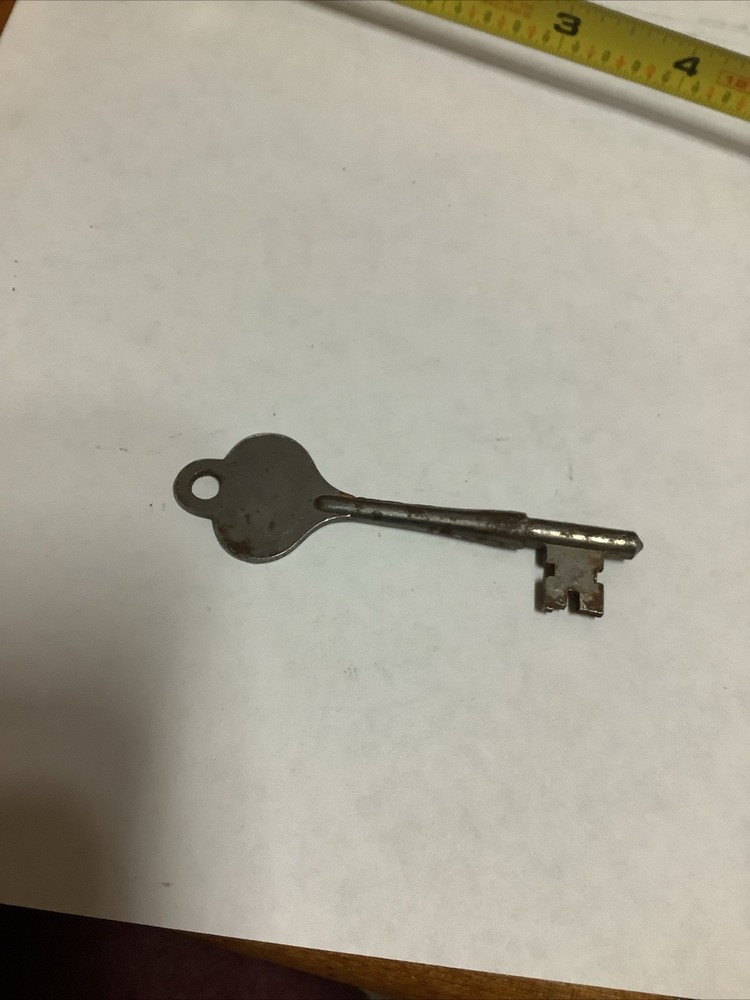 Vintage Skeleton Key 3 in long