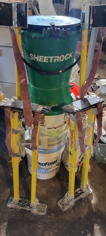 ToolPro 24-40" Adjustable Magnesium Stilts (TP02440)