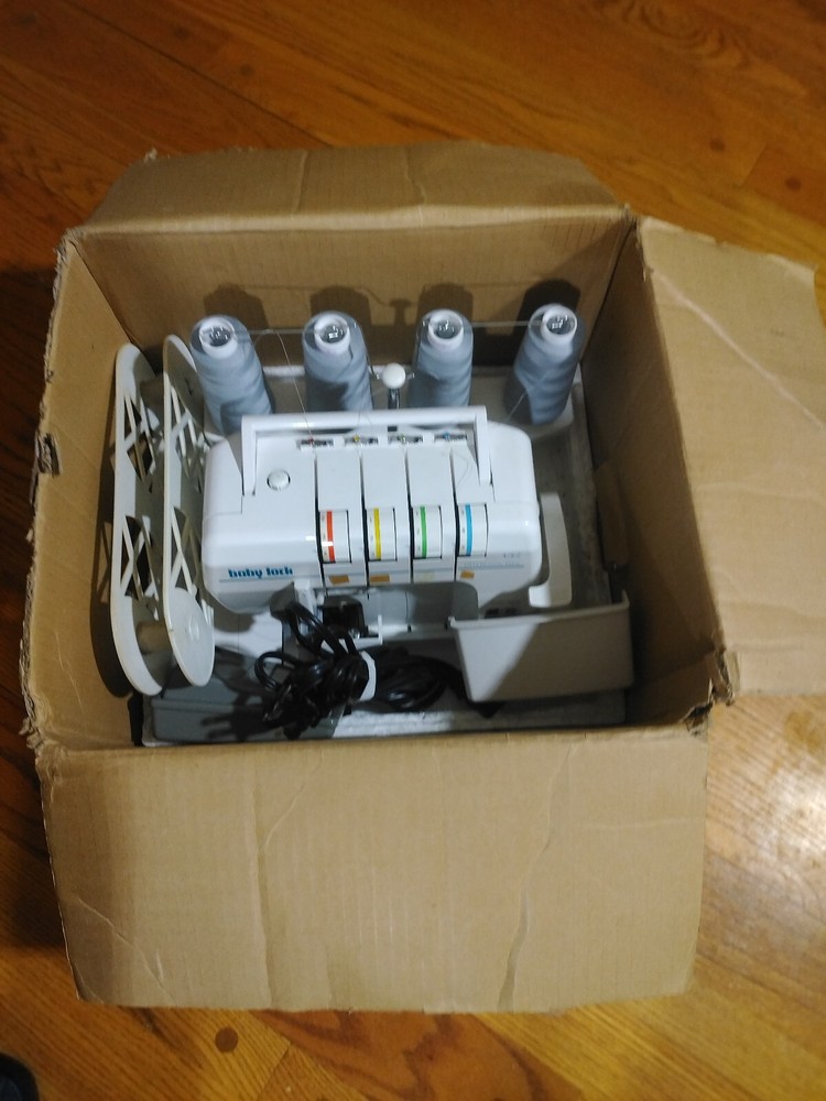 Working Baby Lock Protege - BL5370ED - 4 Spool Serger Differencial Feed