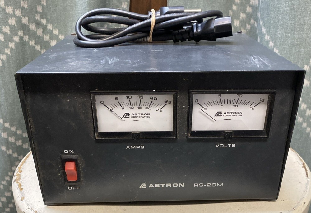 Astron Model RS-20M Power Supply