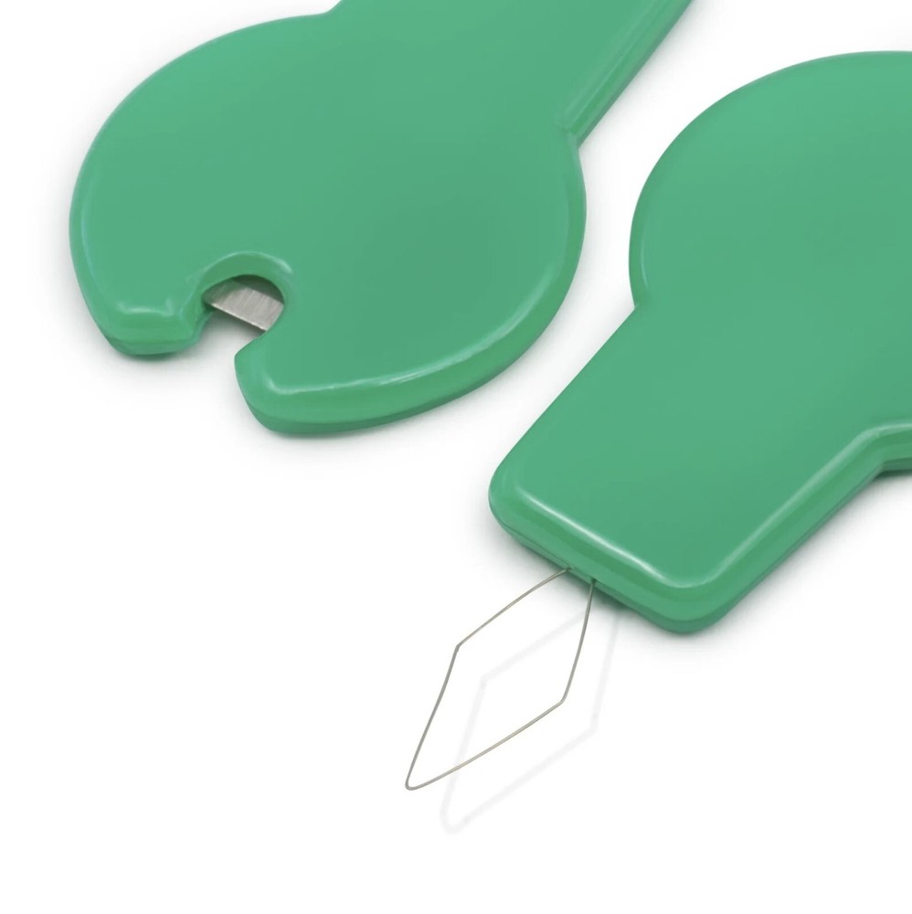 Needle Threader with Cutter by Dritz®