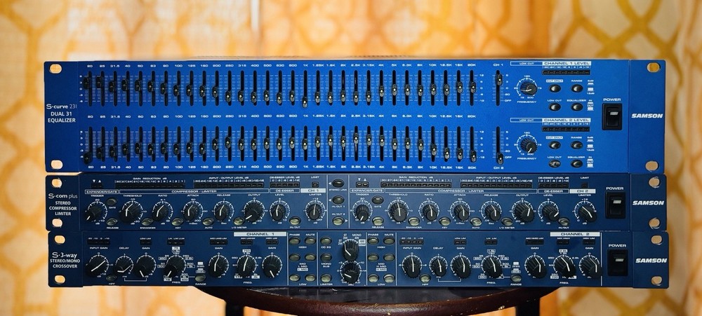 SAMSON curve 231 equalizer Dual 31 band, Compresor/Limiter, S-3WayCrossover.