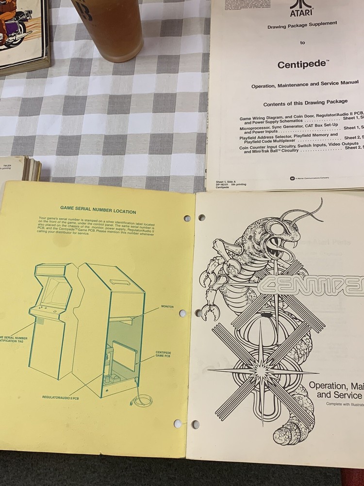 Original 1981 Atari Centipede Operation Video Game Manual with Drawings Packages