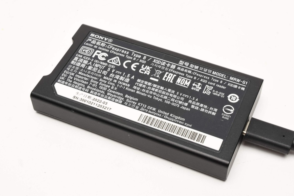 Sony MRW-G1 CF Express Type B / XQD memory card reader + USB