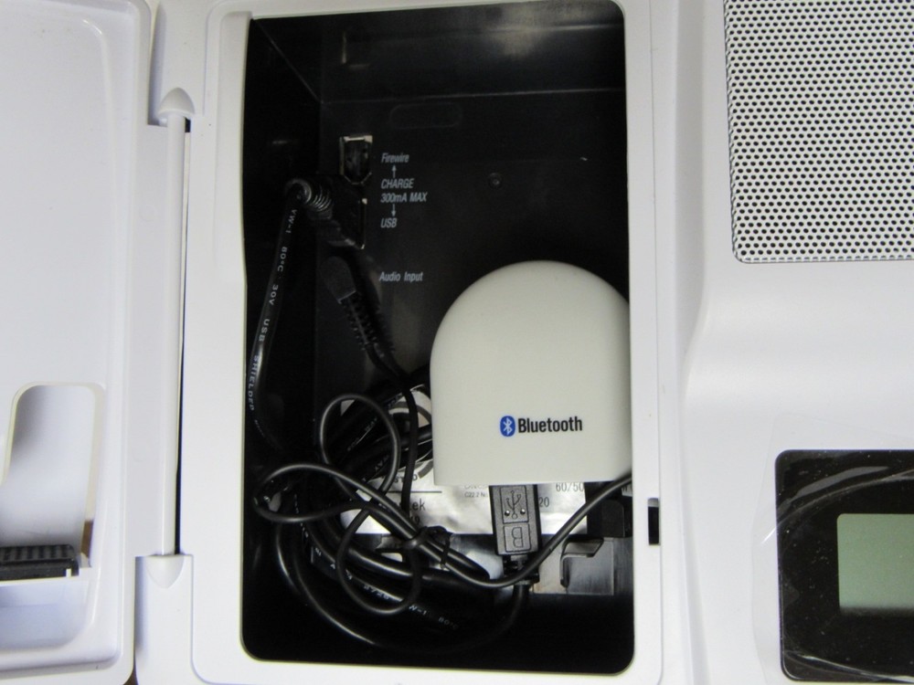 Bluetooth Receiver streaming music for DMC1, DMC3-4