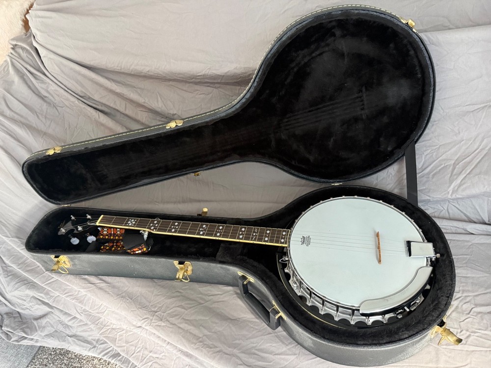 Tyler Mountain 5-String Banjo