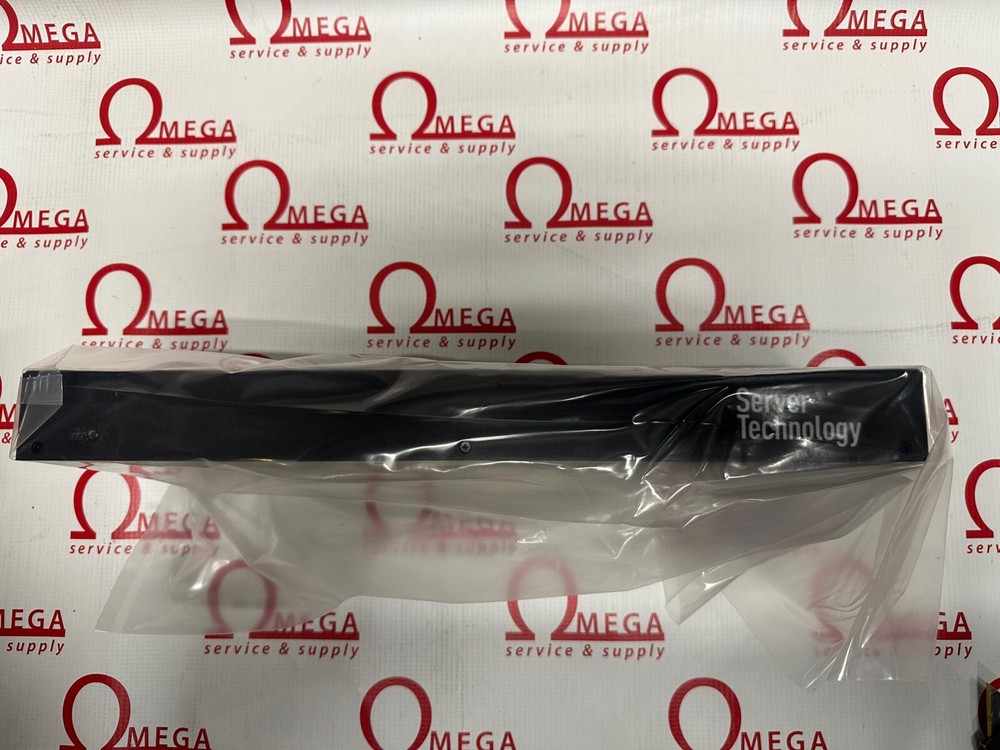 Server Technology C-12H0A111 Metered PDU
