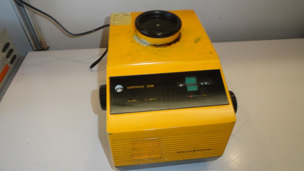 Sartorius 2358 Laboratory Digital Balance Scale