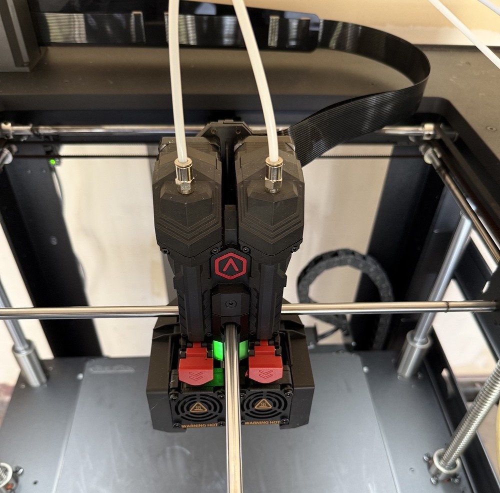 Raise3D Pro3 Plus Professional 3D Printer – Excellent condition