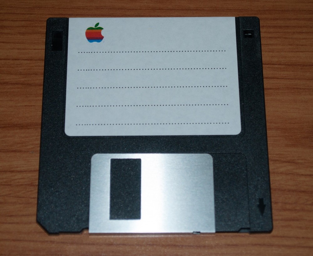 Apple Macintosh Software Disk Bundle for Vintage Classic Mac - 800K disk