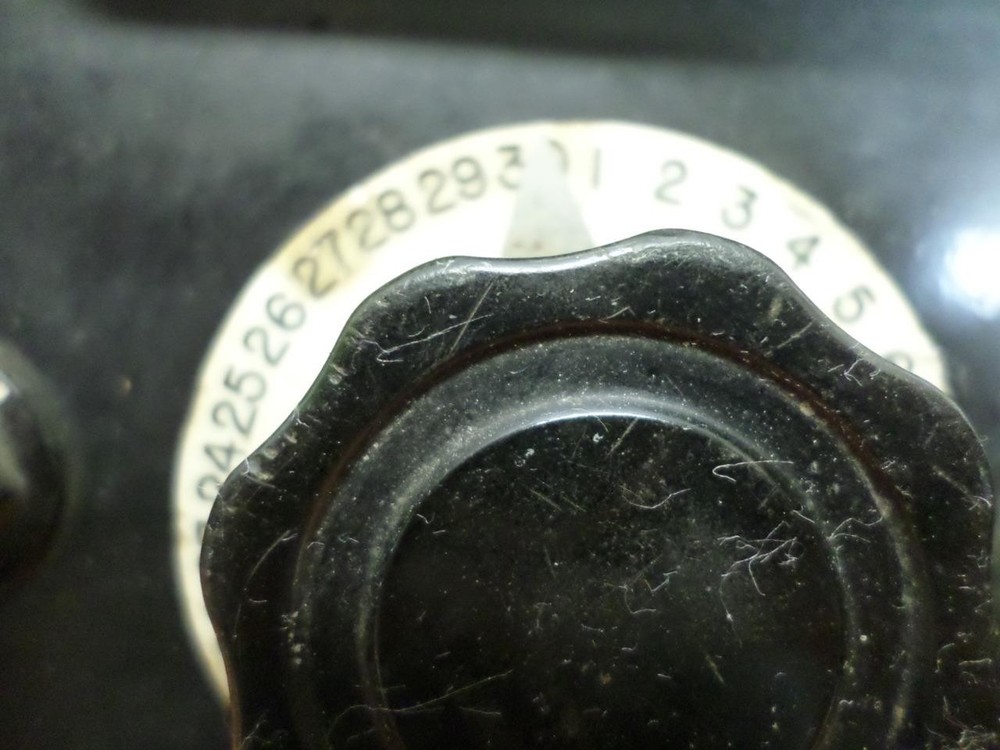 Vintage Simpson Model 29 Direct Current Volt Meter