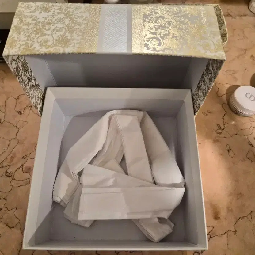 Christian Dior Holiday Gift Box Decorative Packaging