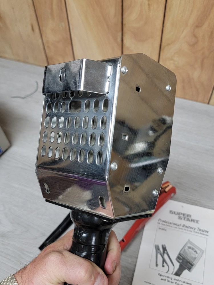 BT104 135Amp Hand Held Battery Load Tester Excellent