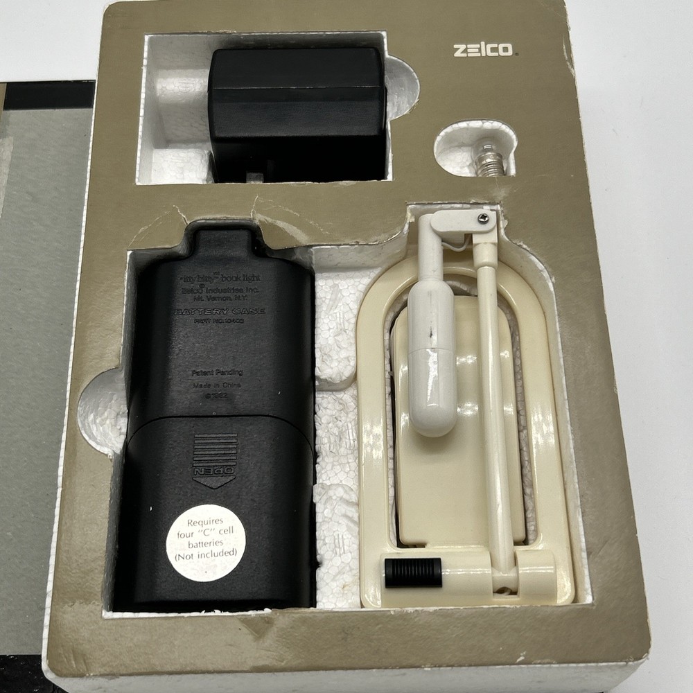 The Itty Bitty Book Light By Zelco, 1982 w/ Accessories [Works with Plug - Read]