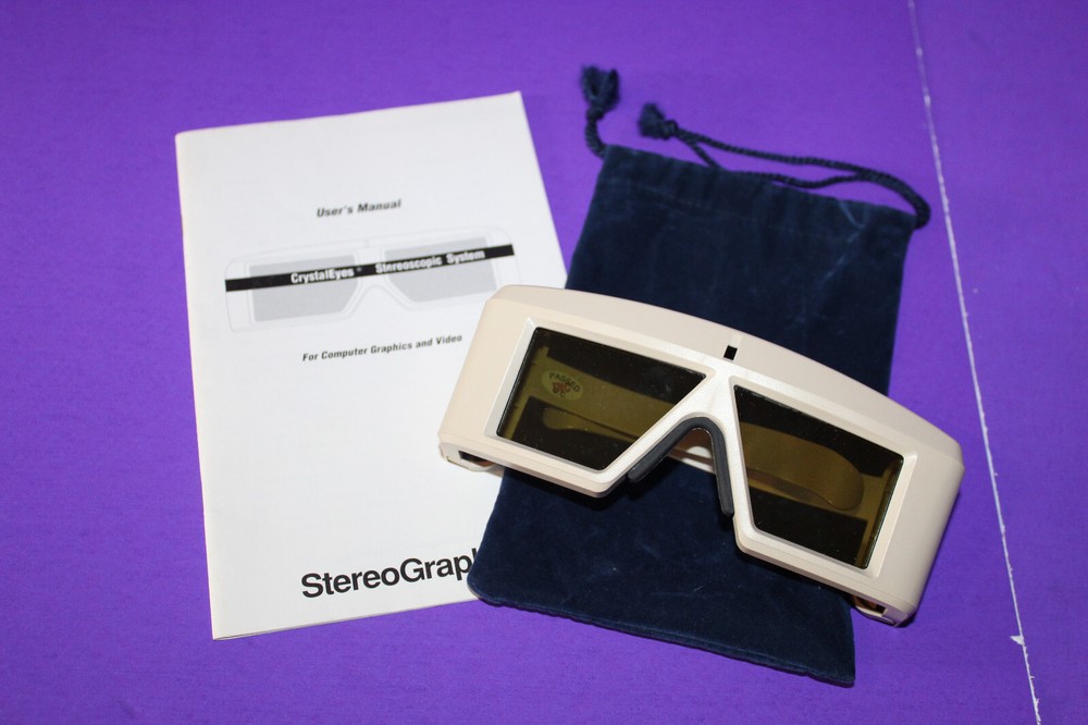 StereoGraphics Crystal Eyes 3D Glasses & Transmitter Set