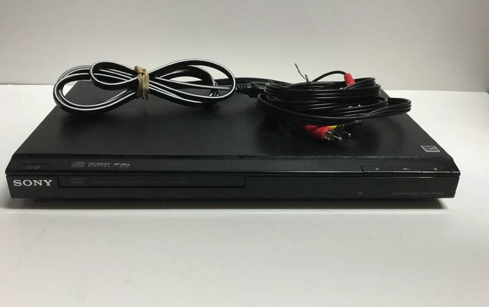 Sony DVP-SR200P DVD digital Player W/ Connection Cables Tested