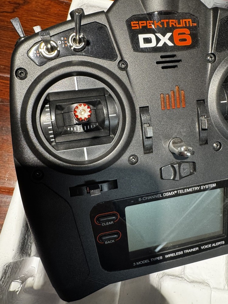 Spektrum DX6 G2 Console Transmitter 2.4GHz Telemetry SPMR6700 (US Version)