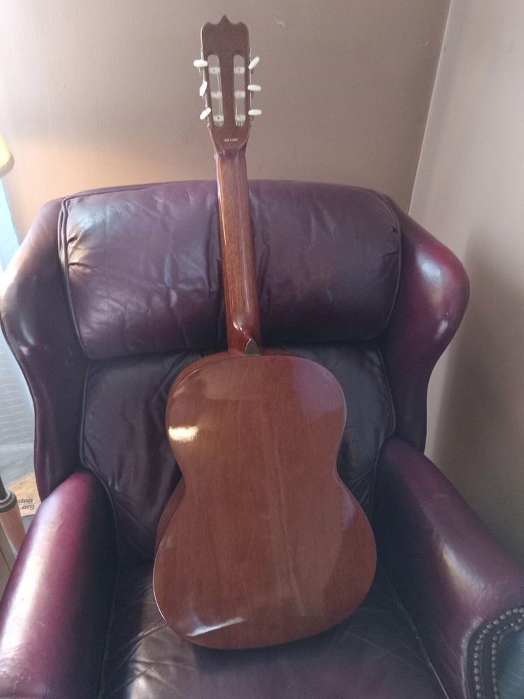 VERY NICE Lotus Lc-30 Classical Guitar