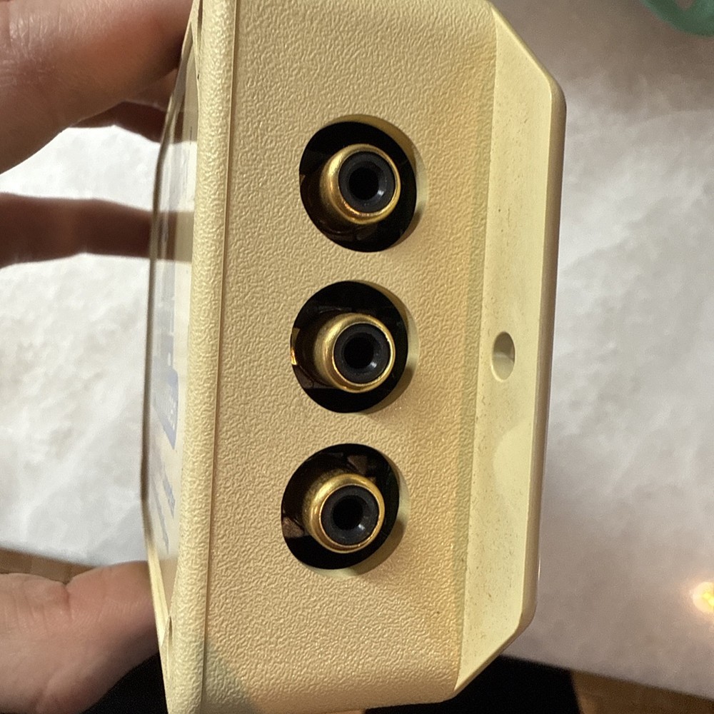 Audio Authority VGA to component converter (Untested)