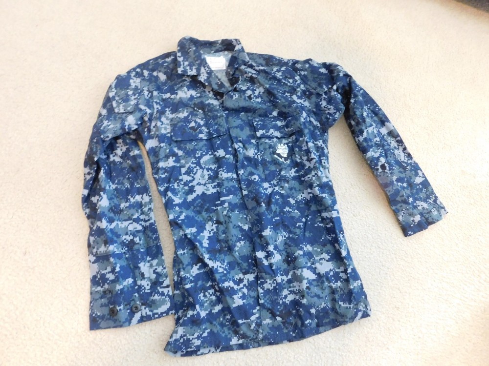 US NAVY WORKING BLOUSE SIZE SMALL - X LONG