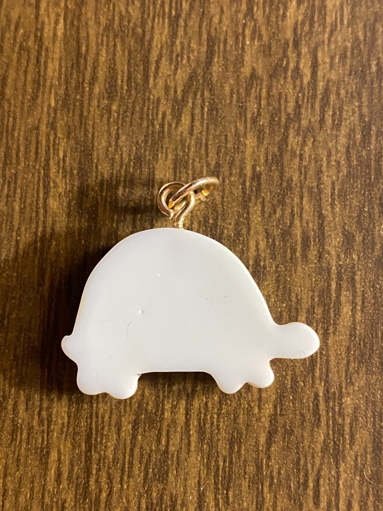 Multicolor Acrylic Turtle Charm Pendant 1"