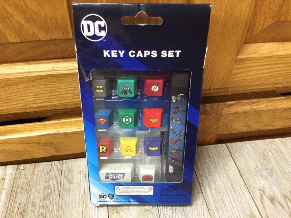 DC Justice League 12 Interchangeable Keypcaps For Mechanical Keyboards