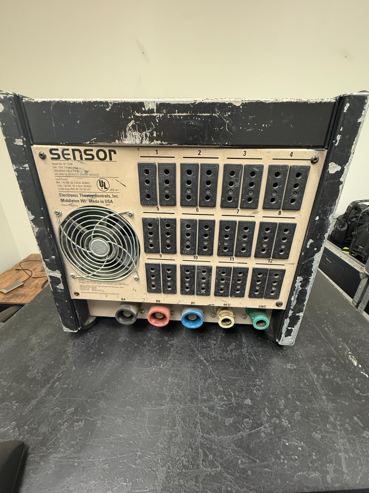 ETC SP-1220B Sensor Dimmer Rack with 6x D20 Modules CG01MGW