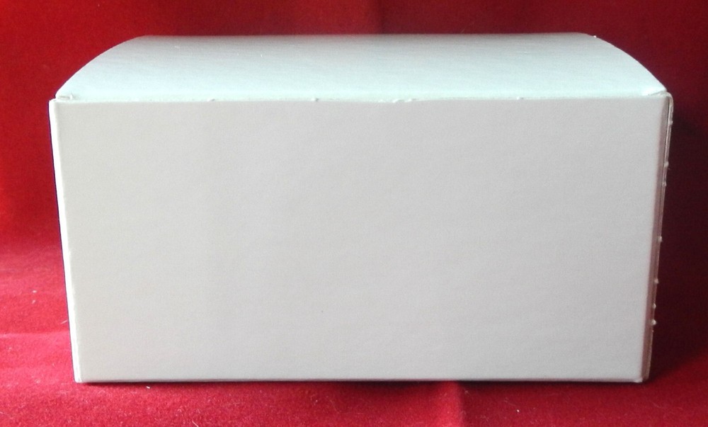 25 4" x 4" x 2" Folding White Chrome Gift Box