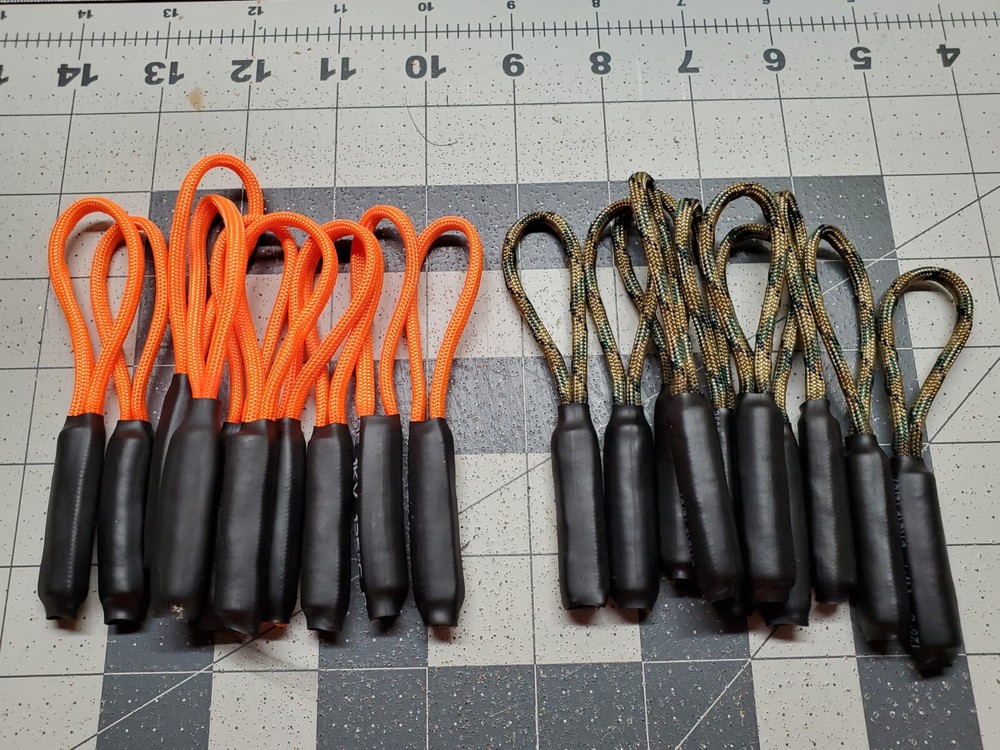 BushCraft Fire Tinder Zipper Pulls