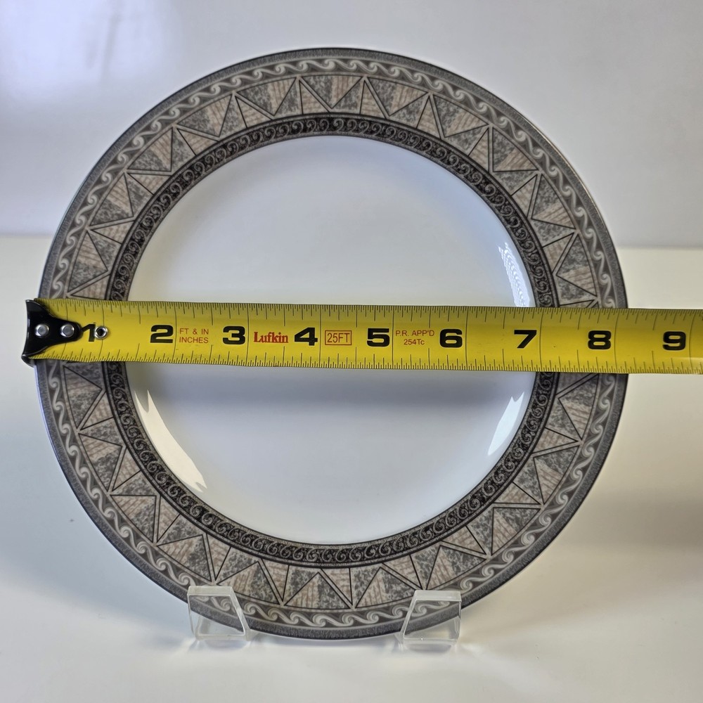 Studio Nova Courtyard Salad Plate Y0281