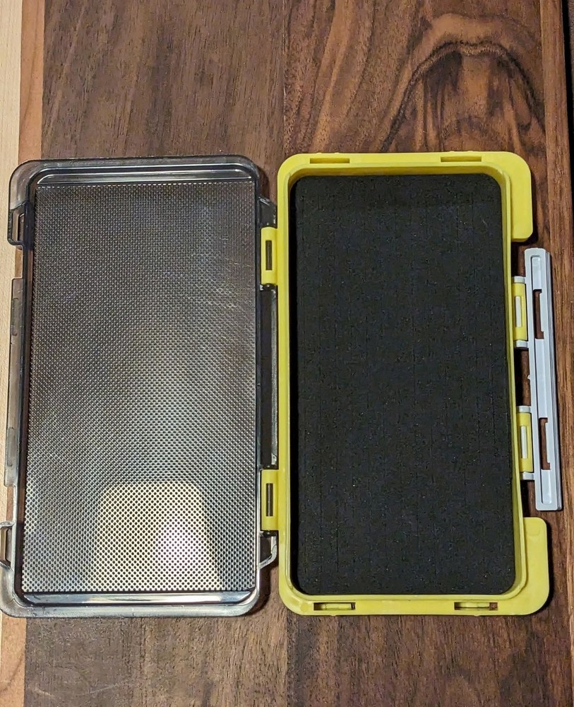 Slit Foam Tackle Box 4x7"