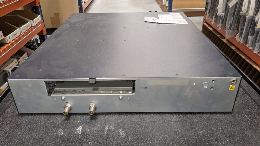 Juniper MX40-T-AC Router Chassis