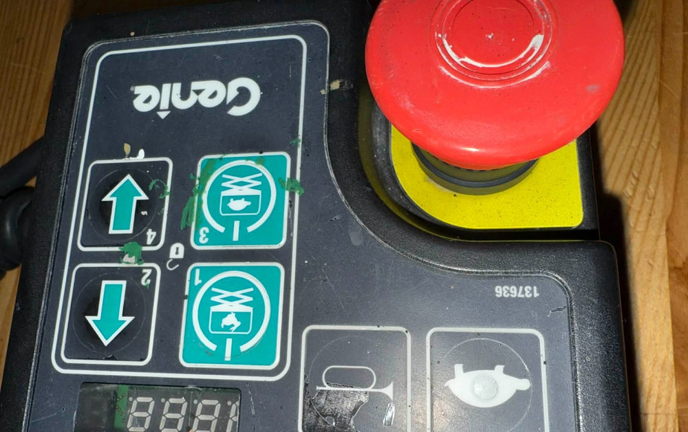 Genie Control Box Assembly 137633