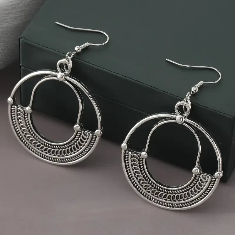RETRO ROUND BOHO HOLLOW CREATIVE PATTERN SIMPLE EARRINGS