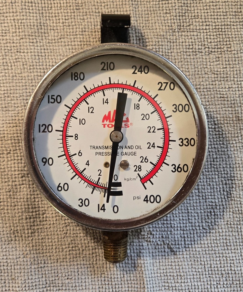 Mac Tools VG-301 Fuel Pressure Gauge With Case, Used