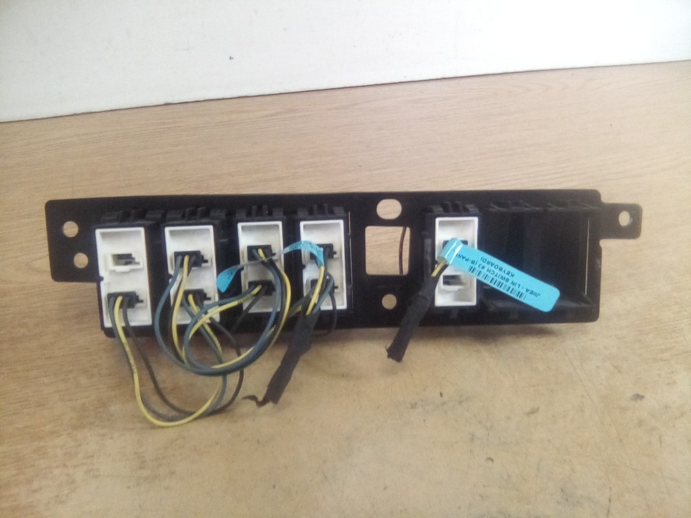 Kenworth T680 Dash Switch Panel