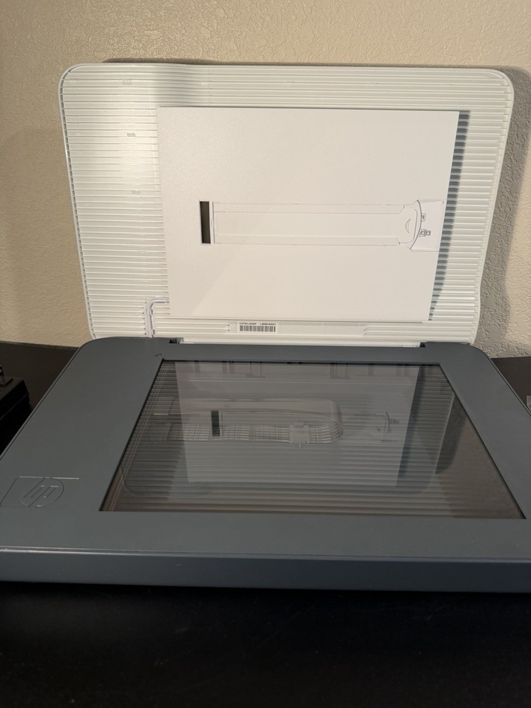 HP ScanJet G3110 Flatbed Scanner