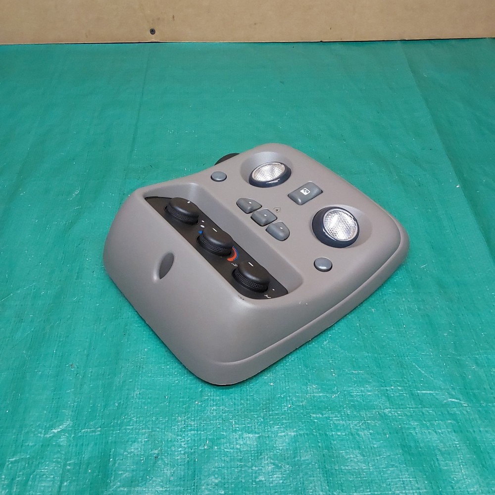 2003-2006 Cadillac Escalade Overhead Console Map Light OEM 821179
