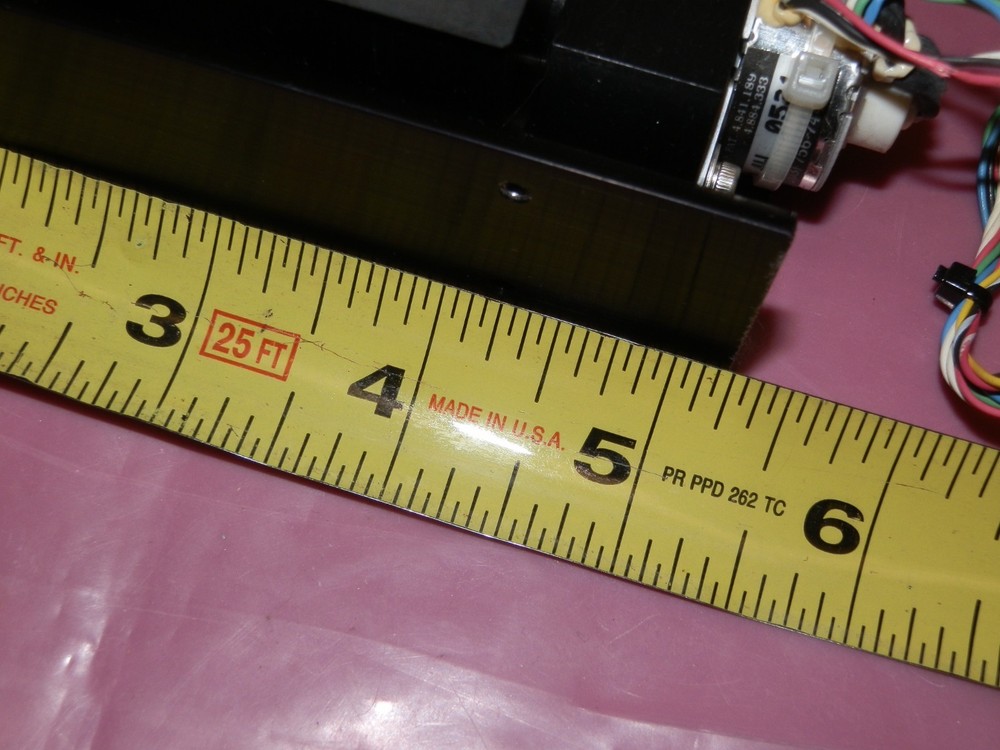 (Horiba FluoroMax ?) Motorized Monochromator