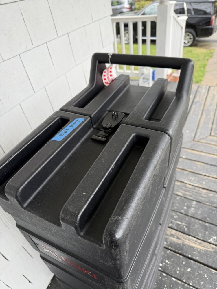 Enki 2 Guitar Road Case