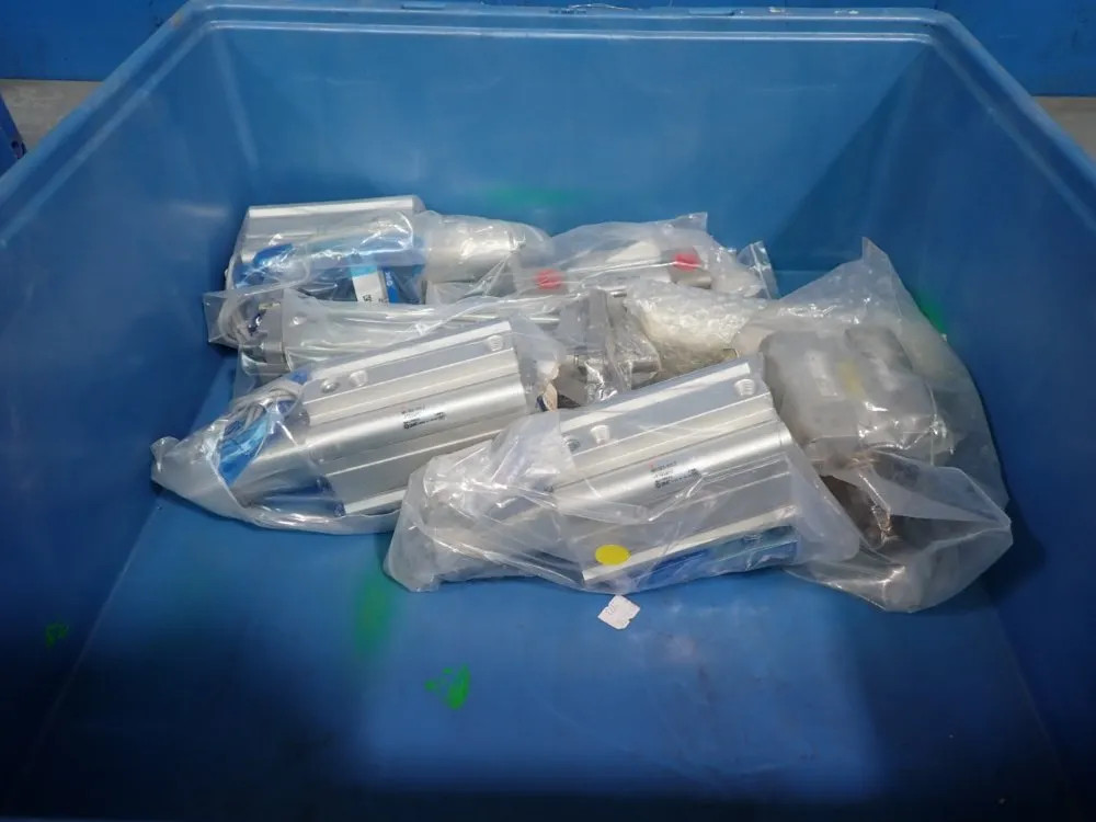 SMC   CYLINDERS  12250270711