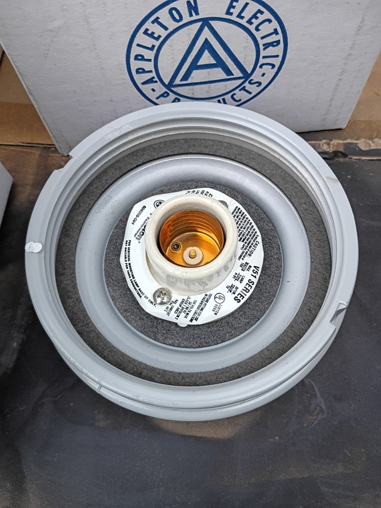 Appleton VAD-2 Fixture Adapter Socket Assembly