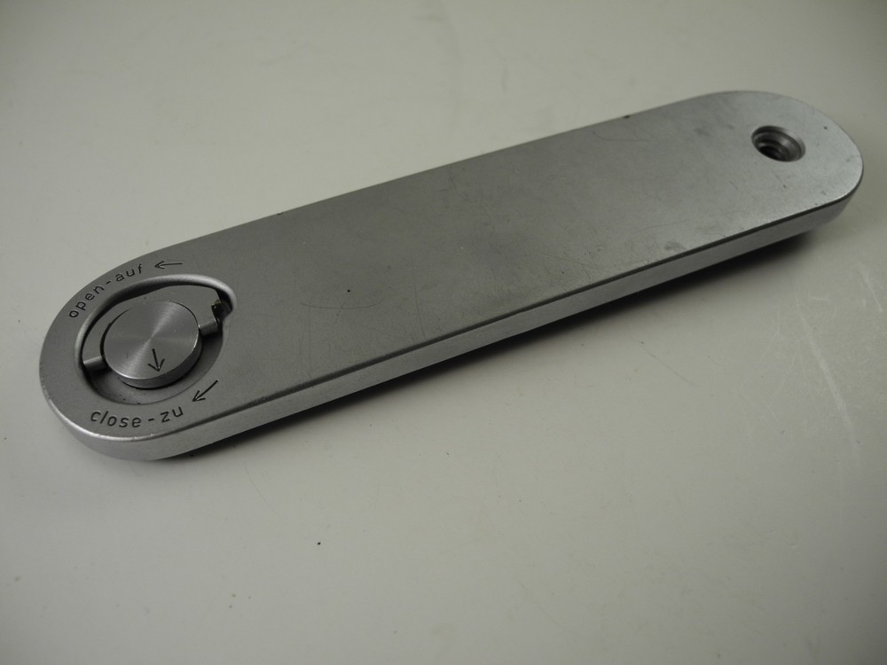 LEICA M-2 OR M-3 BOTTOM PLATE NICE USABLE CONDITION